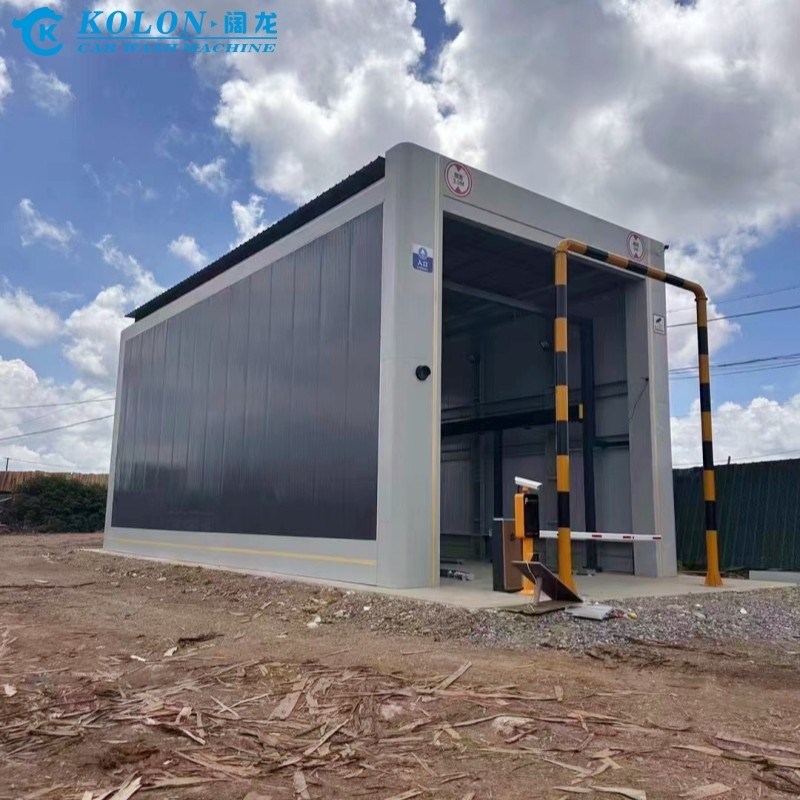 कोलोन 67 किलोवाट बस वॉशर मशीन सुरक्षा स्टॉप बटन और अधिकतम धोने की गति के साथ 7 बसें/घंटा