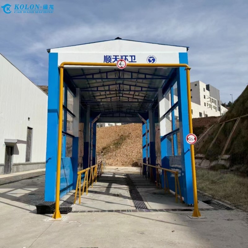 विभिन्न प्रकार के वाहनों के लिए बहुमुखी बस वाशिंग और वैक्सिंग मशीन